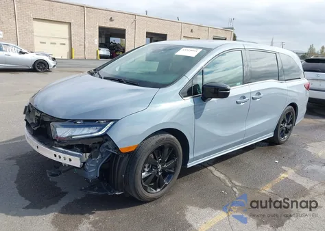 2024 Honda Odyssey Sport z USA, uszkodzony, nr VIN 5FNRL6H77RB065445